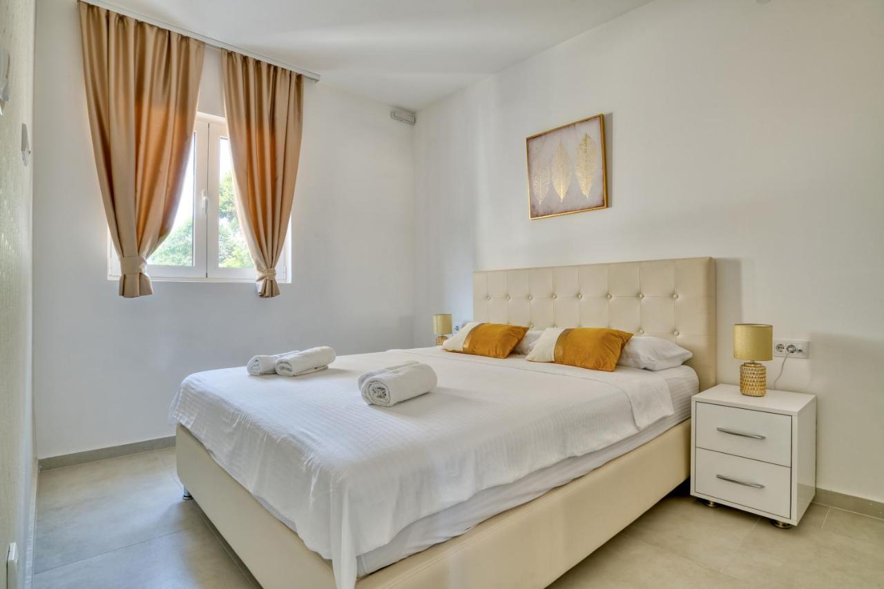 קוטור The Golden Luxury Apartments מראה חיצוני תמונה