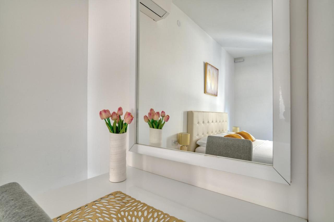 קוטור The Golden Luxury Apartments מראה חיצוני תמונה